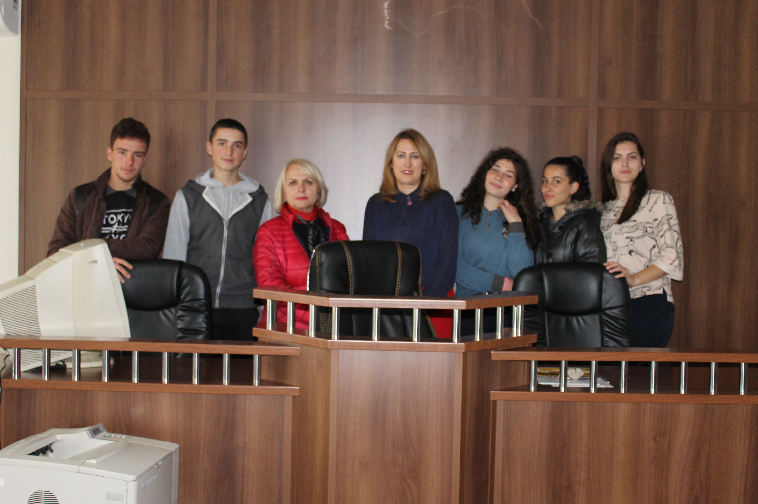 Gjykata Themelore e Prizrenit priti për vizitë nxënësit e shkollës së mesme “Ymer Prizreni” në Prizren