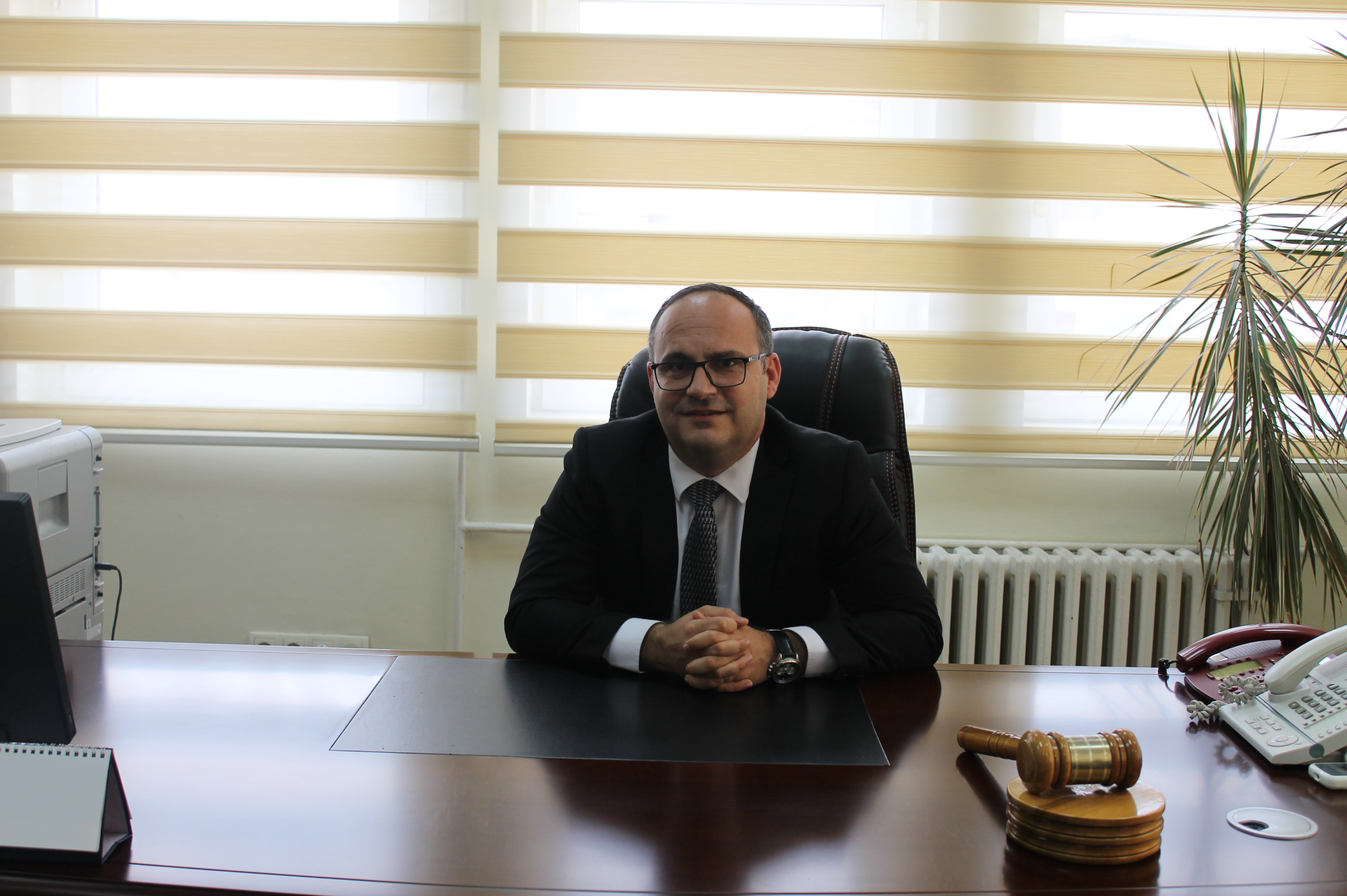 Ushtrues detyre i Kryetarit të Gjykatës Themelore në Prizren u zgjodh gjyqtari Artan Sejrani